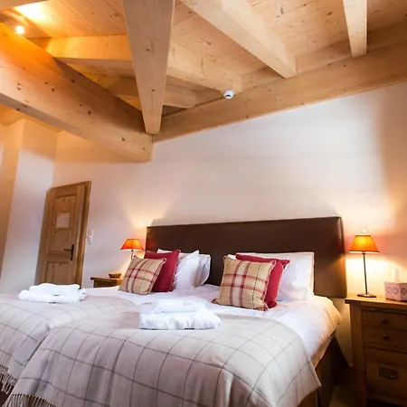 Mountain Lodge,