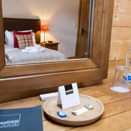 Mountain Lodge, Hotel