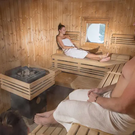 Mountain Lodge, Otel