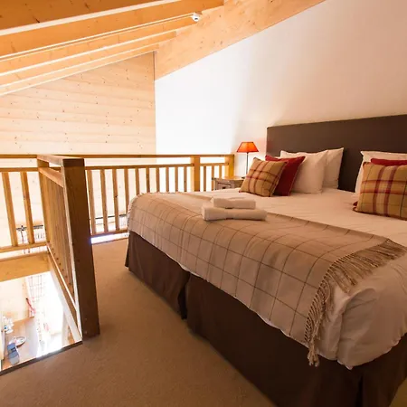 Mountain Lodge, Hotel